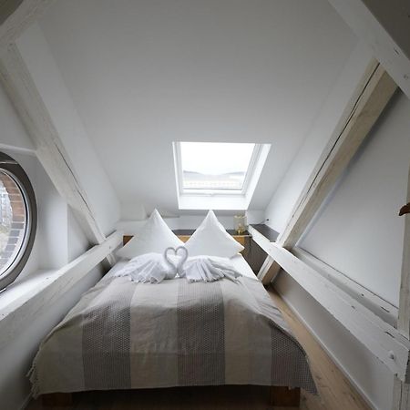 Kuenstlerzimmer Im Kulturhaus Haeselburg Gera Exterior photo