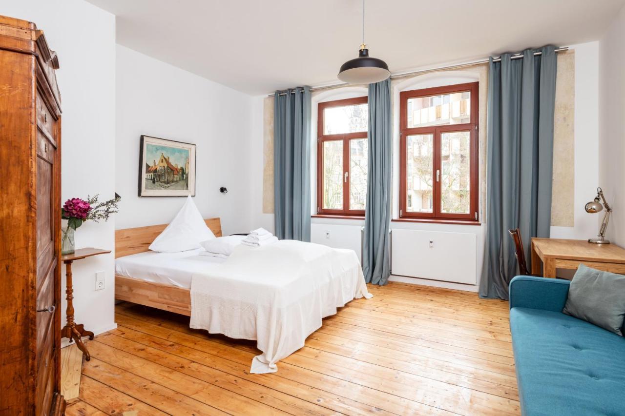 Kuenstlerzimmer Im Kulturhaus Haeselburg Gera Exterior photo