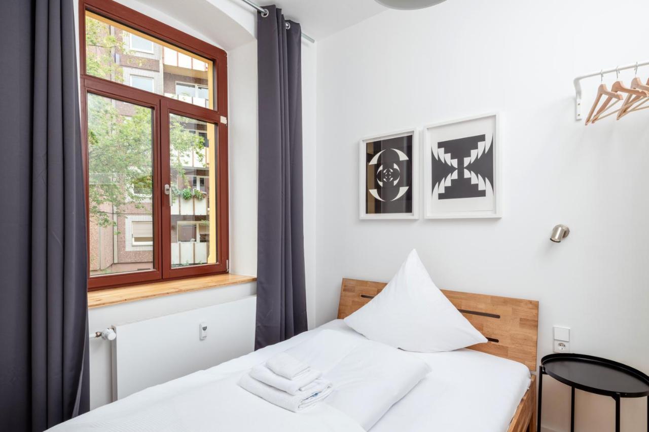 Kuenstlerzimmer Im Kulturhaus Haeselburg Gera Exterior photo