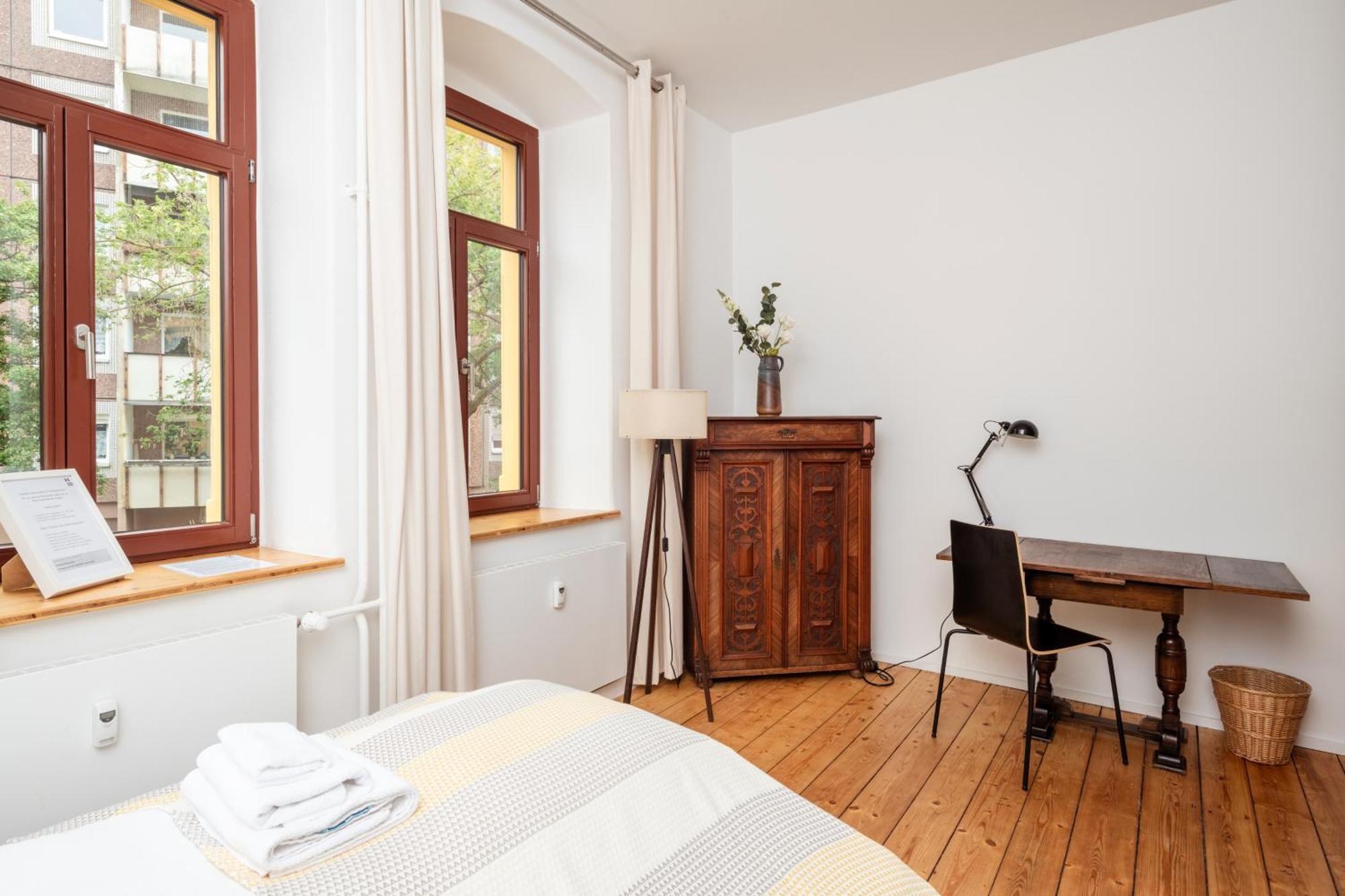 Kuenstlerzimmer Im Kulturhaus Haeselburg Gera Exterior photo