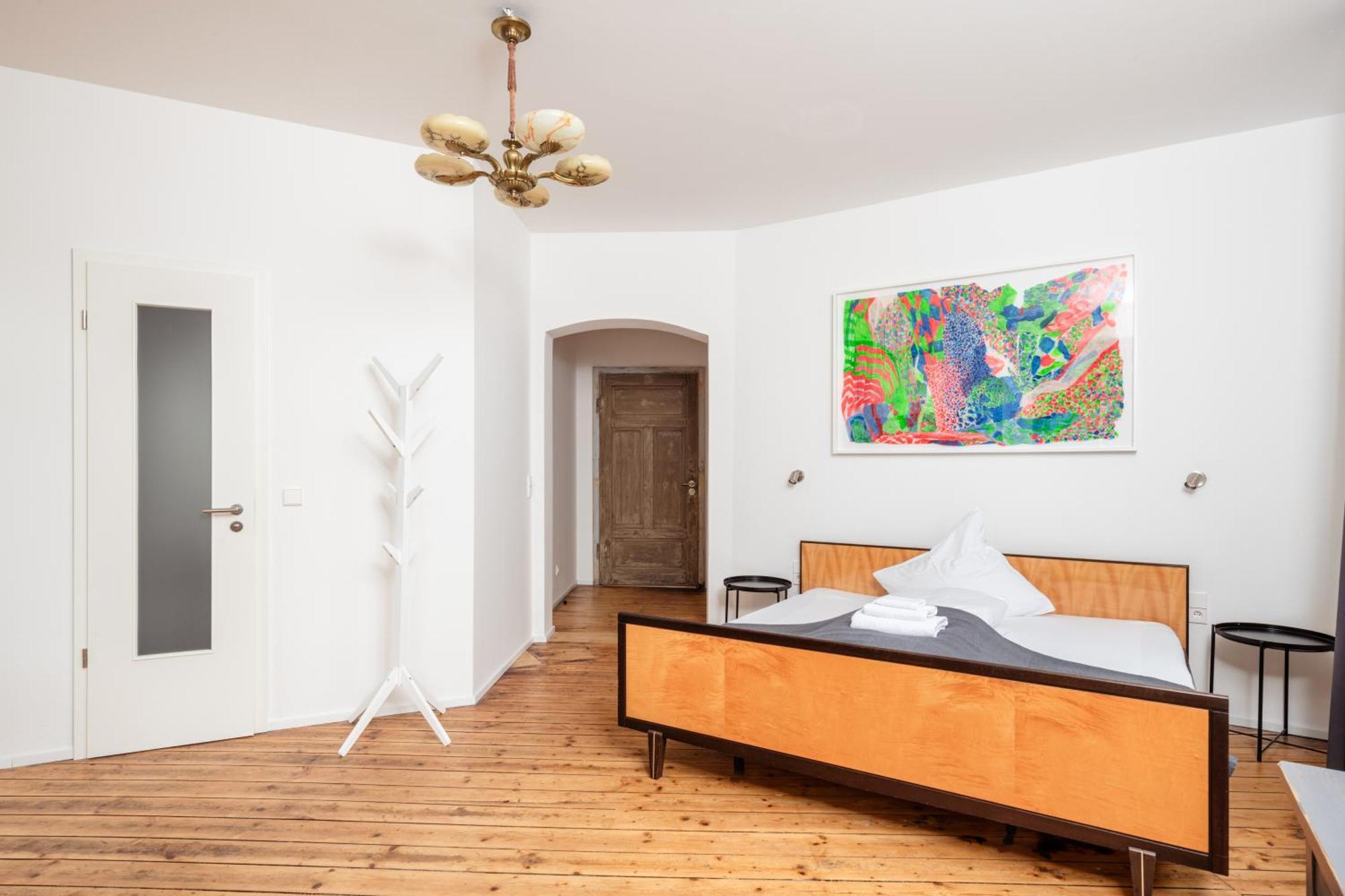 Kuenstlerzimmer Im Kulturhaus Haeselburg Gera Exterior photo