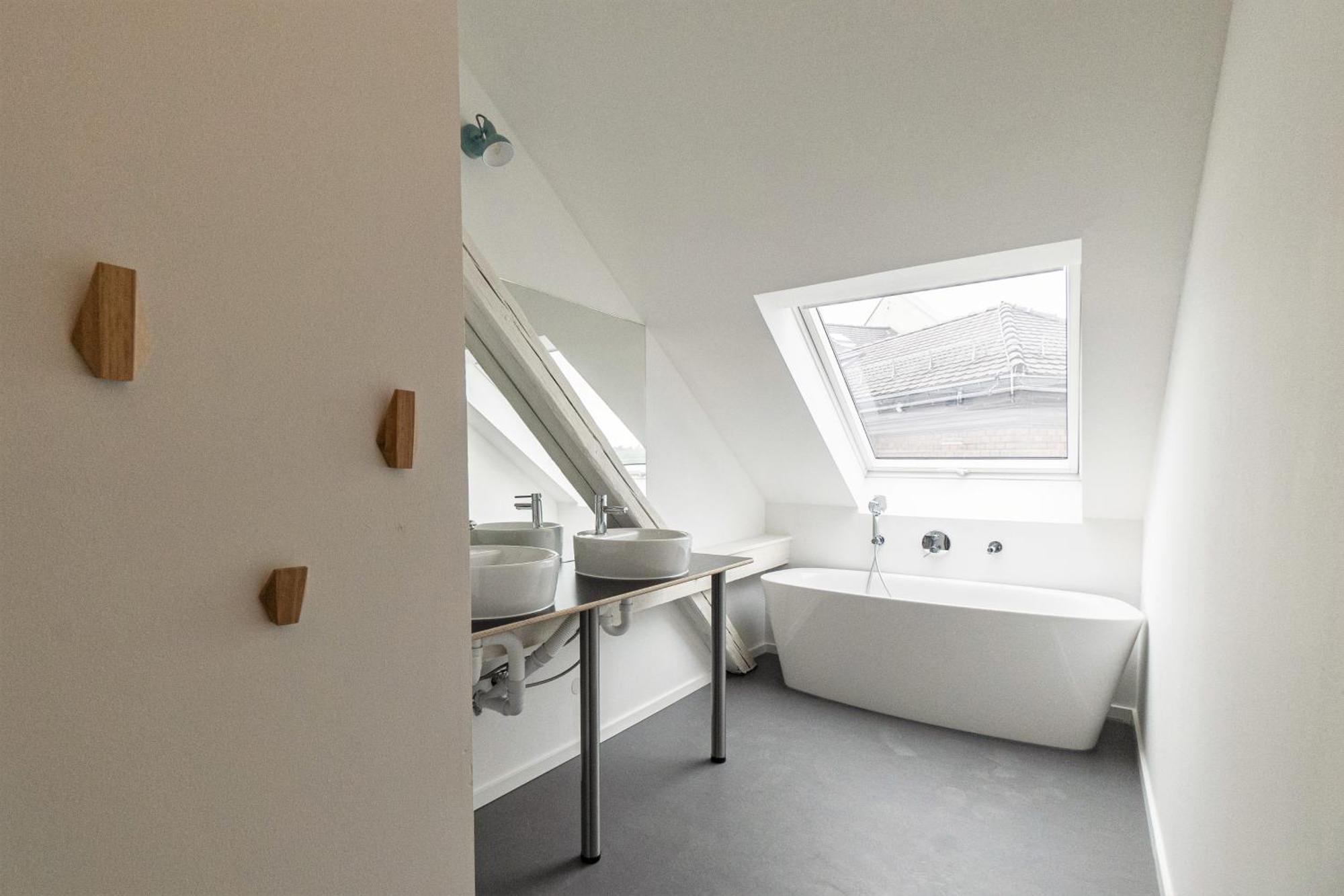 Kuenstlerzimmer Im Kulturhaus Haeselburg Gera Exterior photo