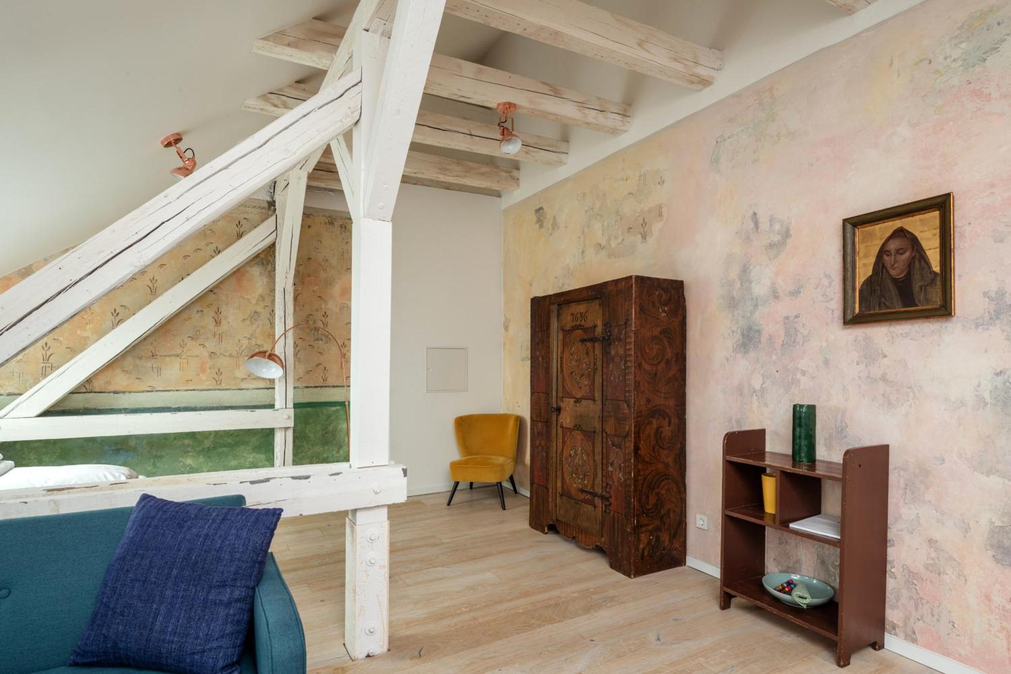 Kuenstlerzimmer Im Kulturhaus Haeselburg Gera Room photo